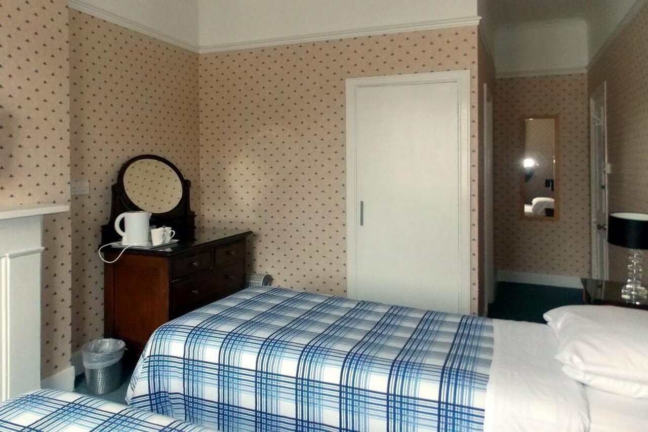 Фото Dillons Hotel - B&b