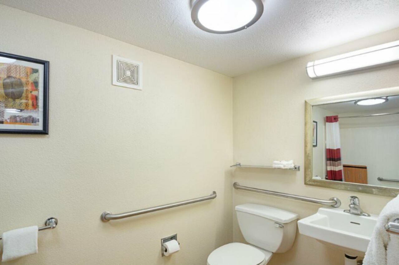 Фото Red Roof Inn Madison, Wi