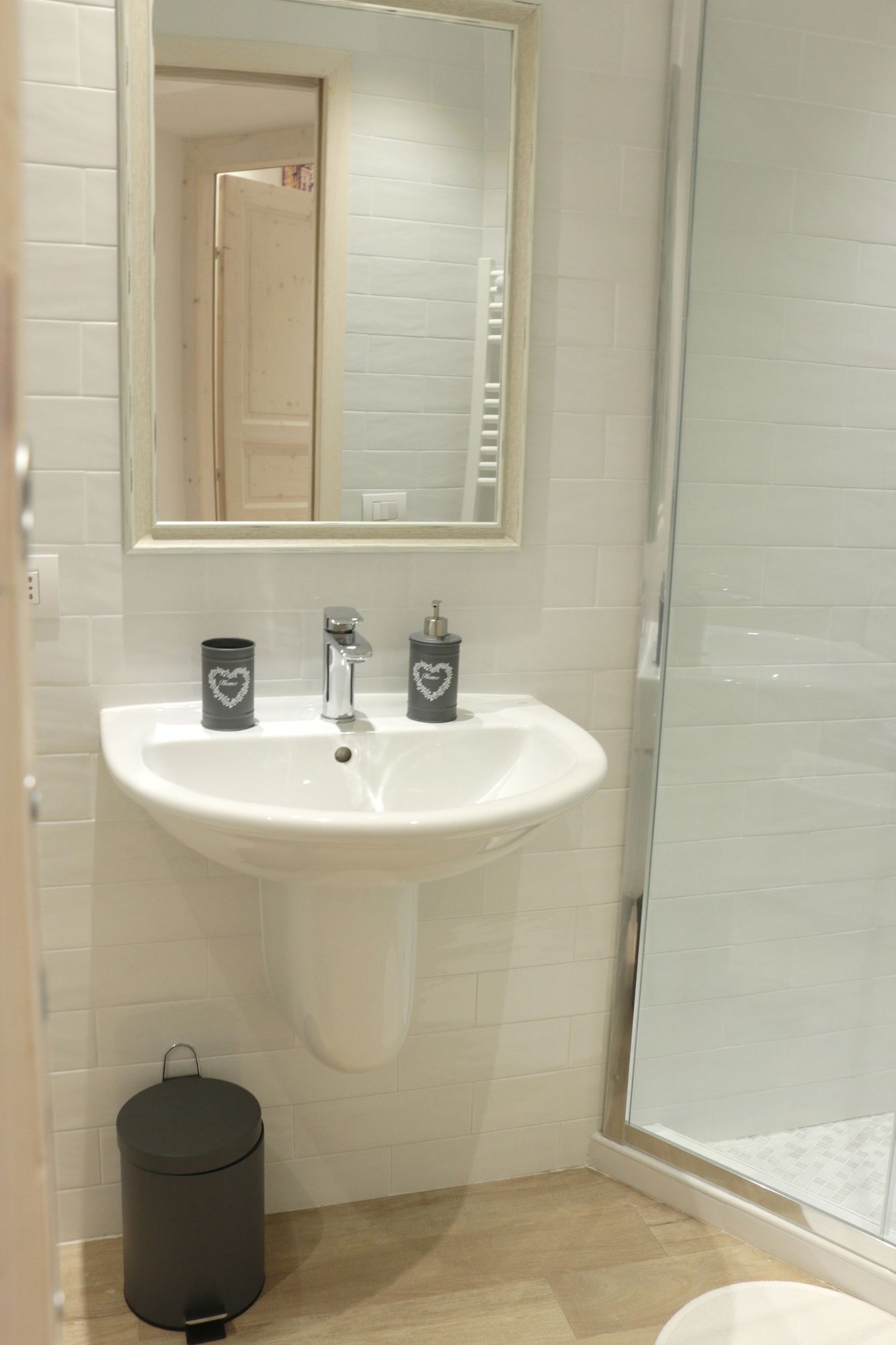 Фото B&b Napoli La scalinata di Chiaia