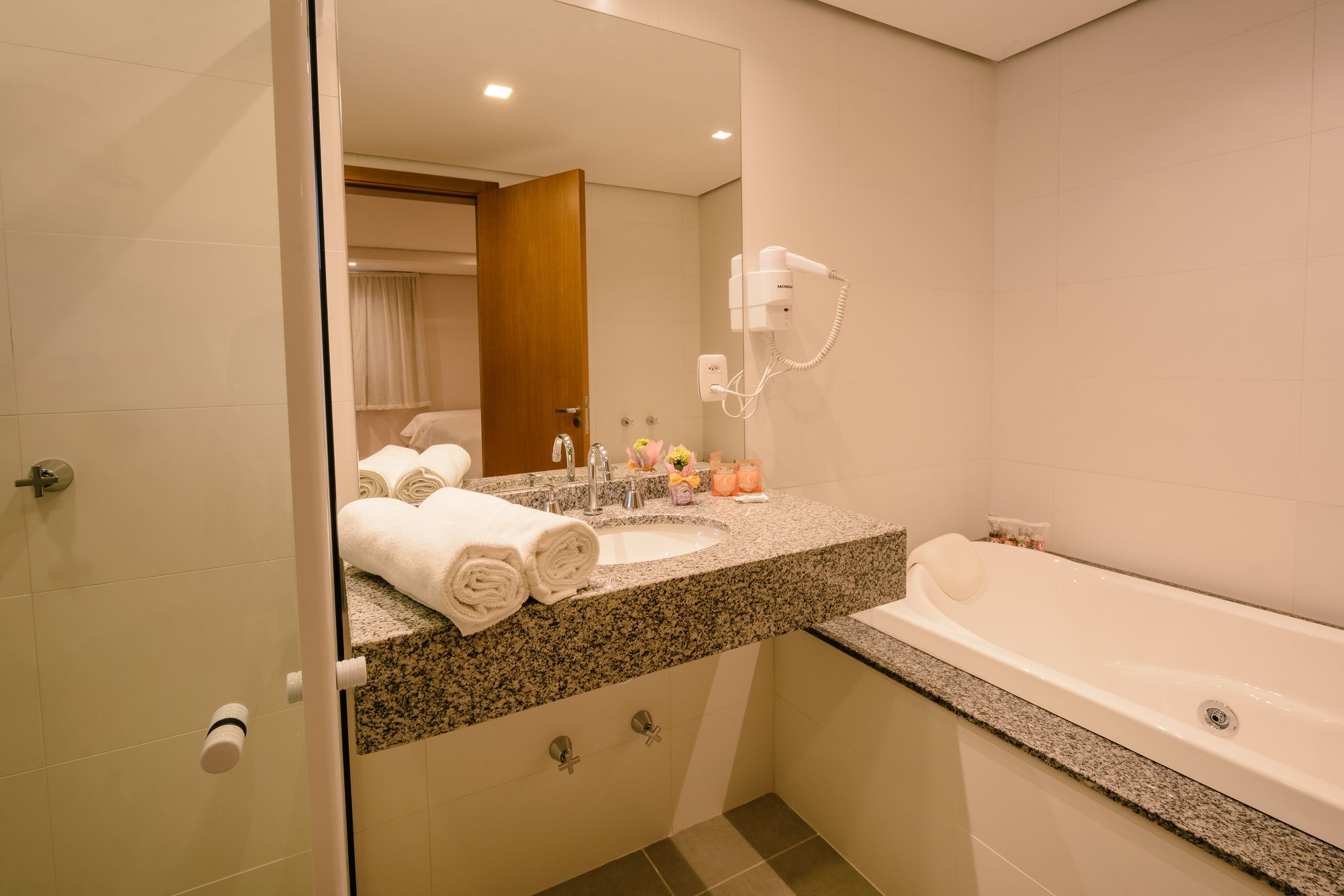 Фото Alameda Felice Hotel