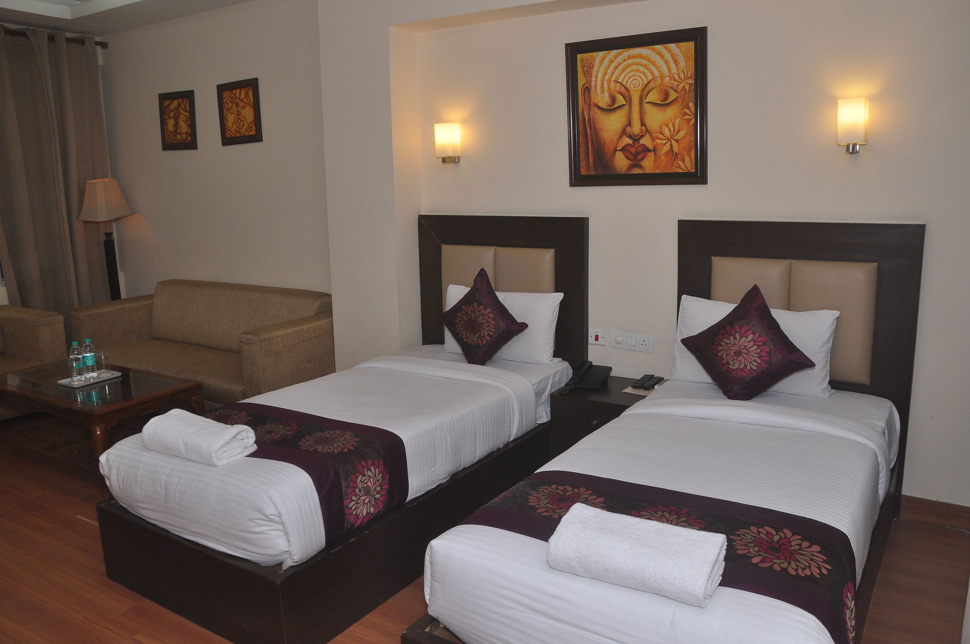 Фото Lohmod Hotel