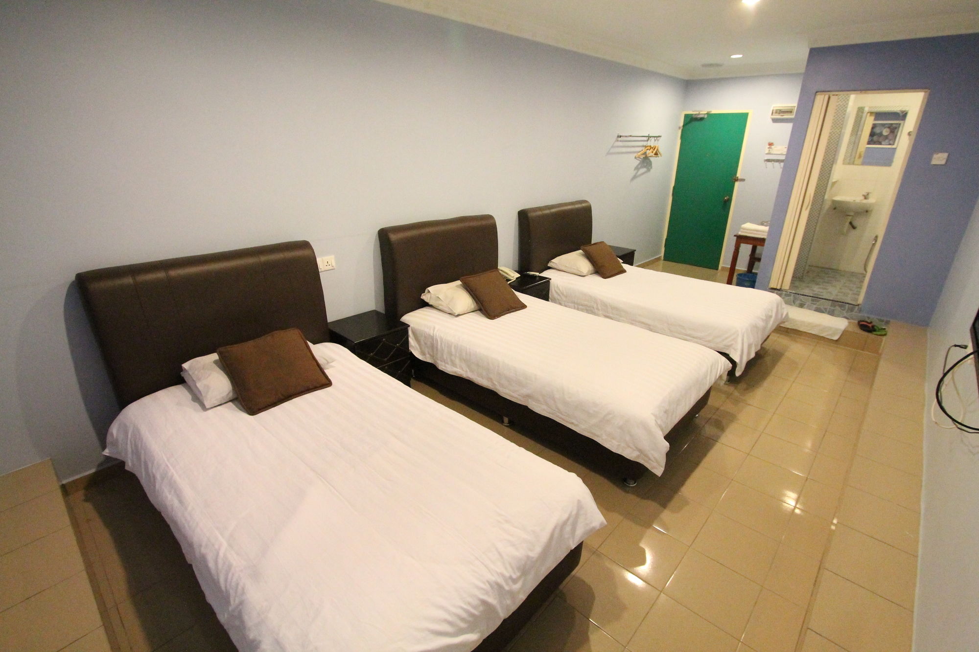 Фото Hotel Station 18