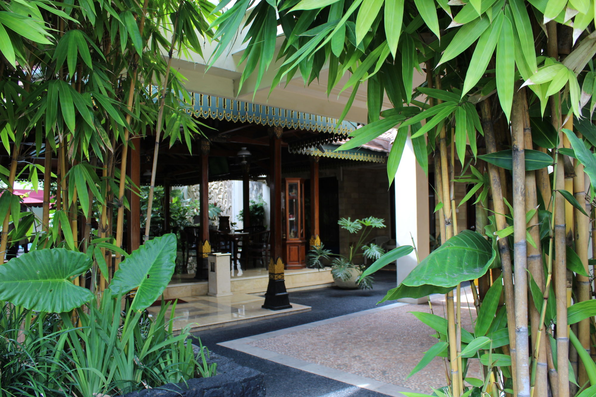 Фото Hotel Indah Palace Yogyakarta