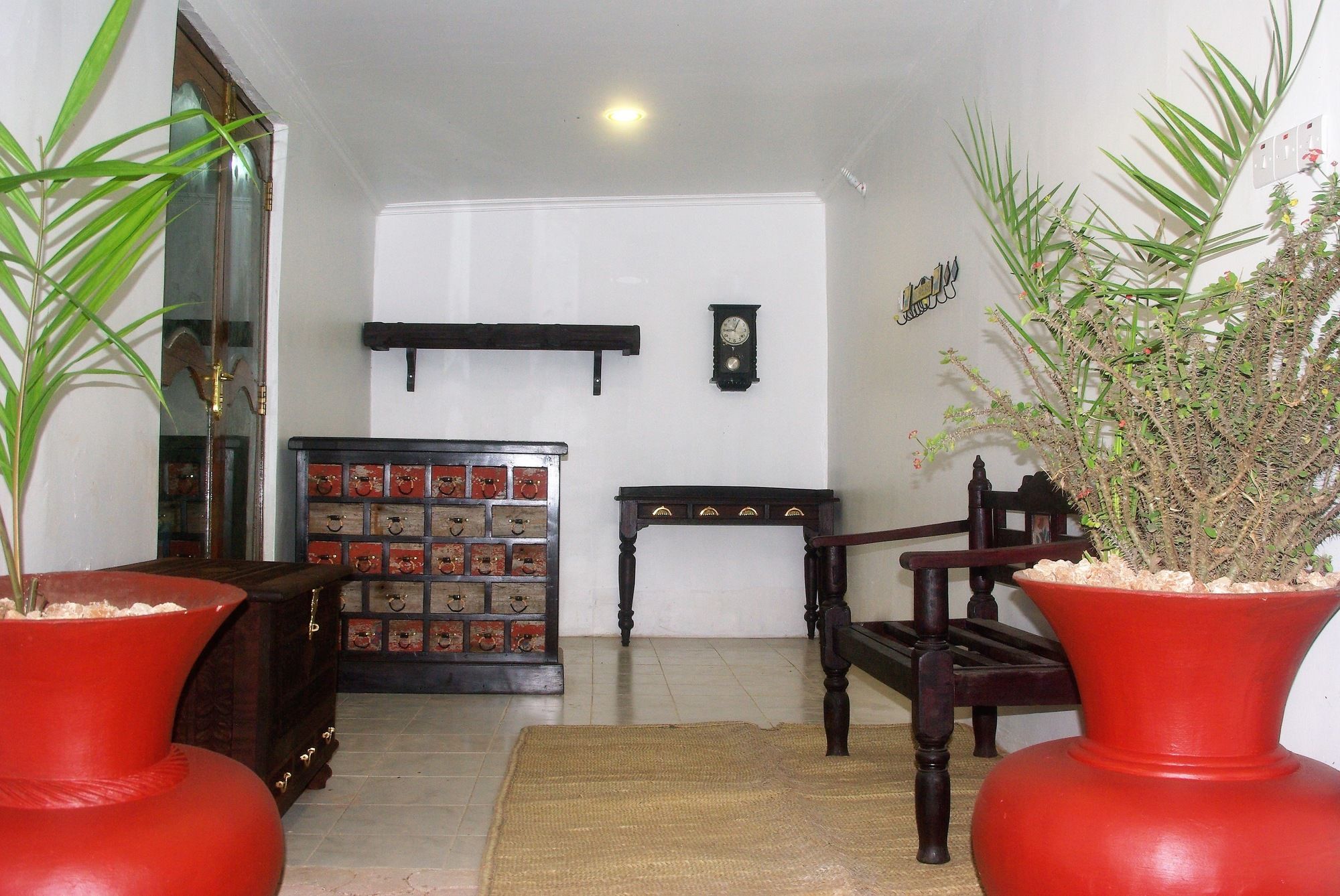 Фото Nungwi House