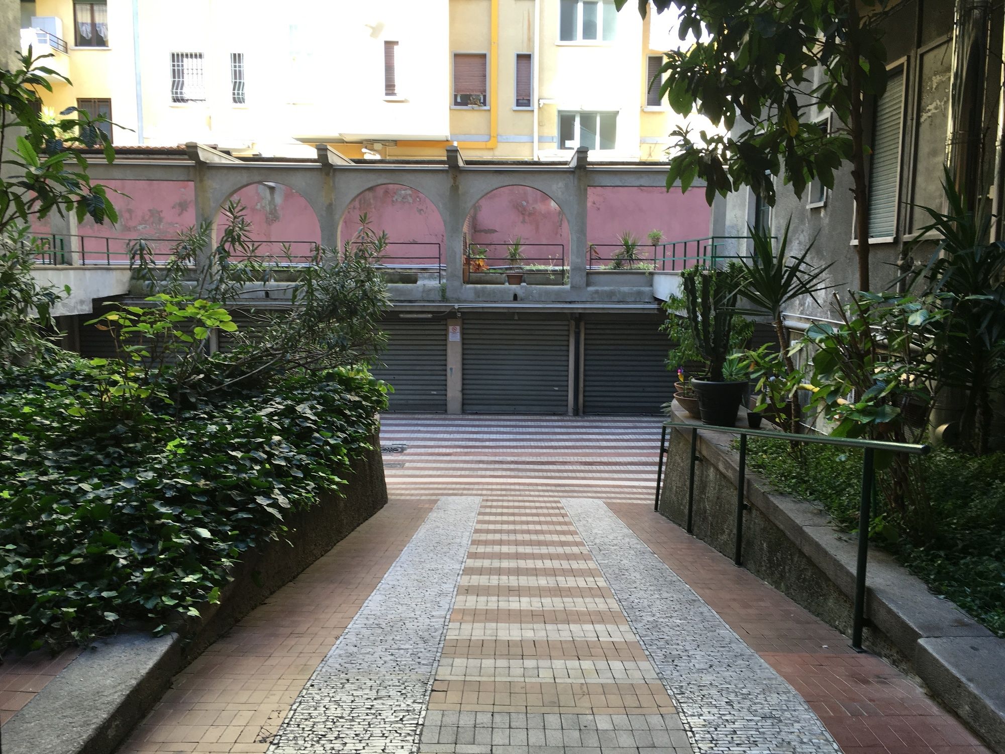 Фото Hotel Vintage Milano Centrale