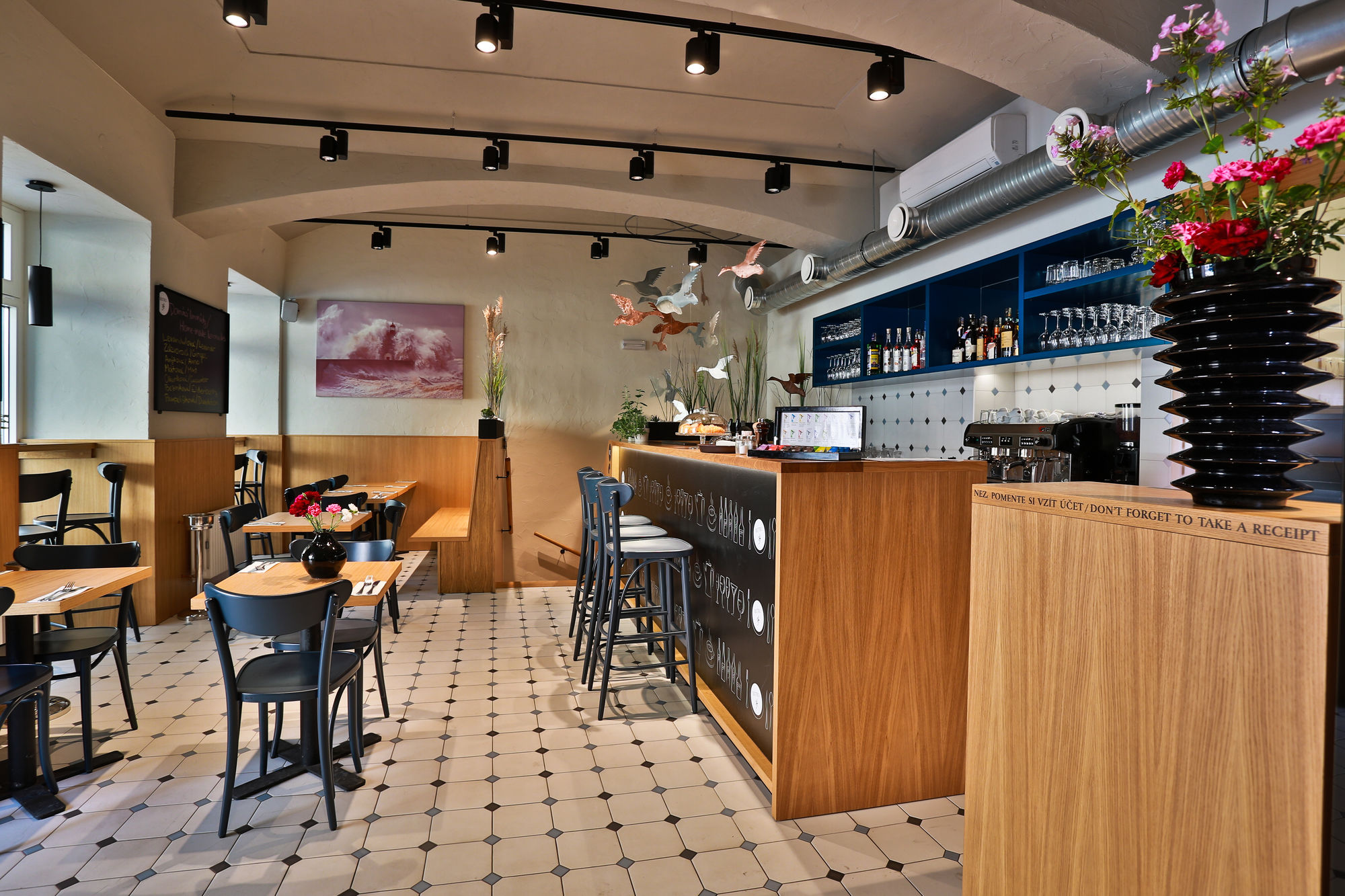 Фото James Hotel & Apartments