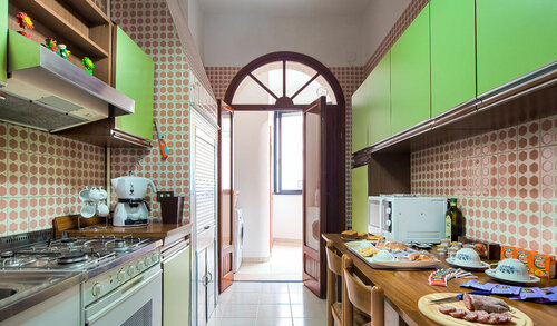 Внешний вид отеля Apulia 70 Holidays в Полиньяно-а-Маре, фото 1