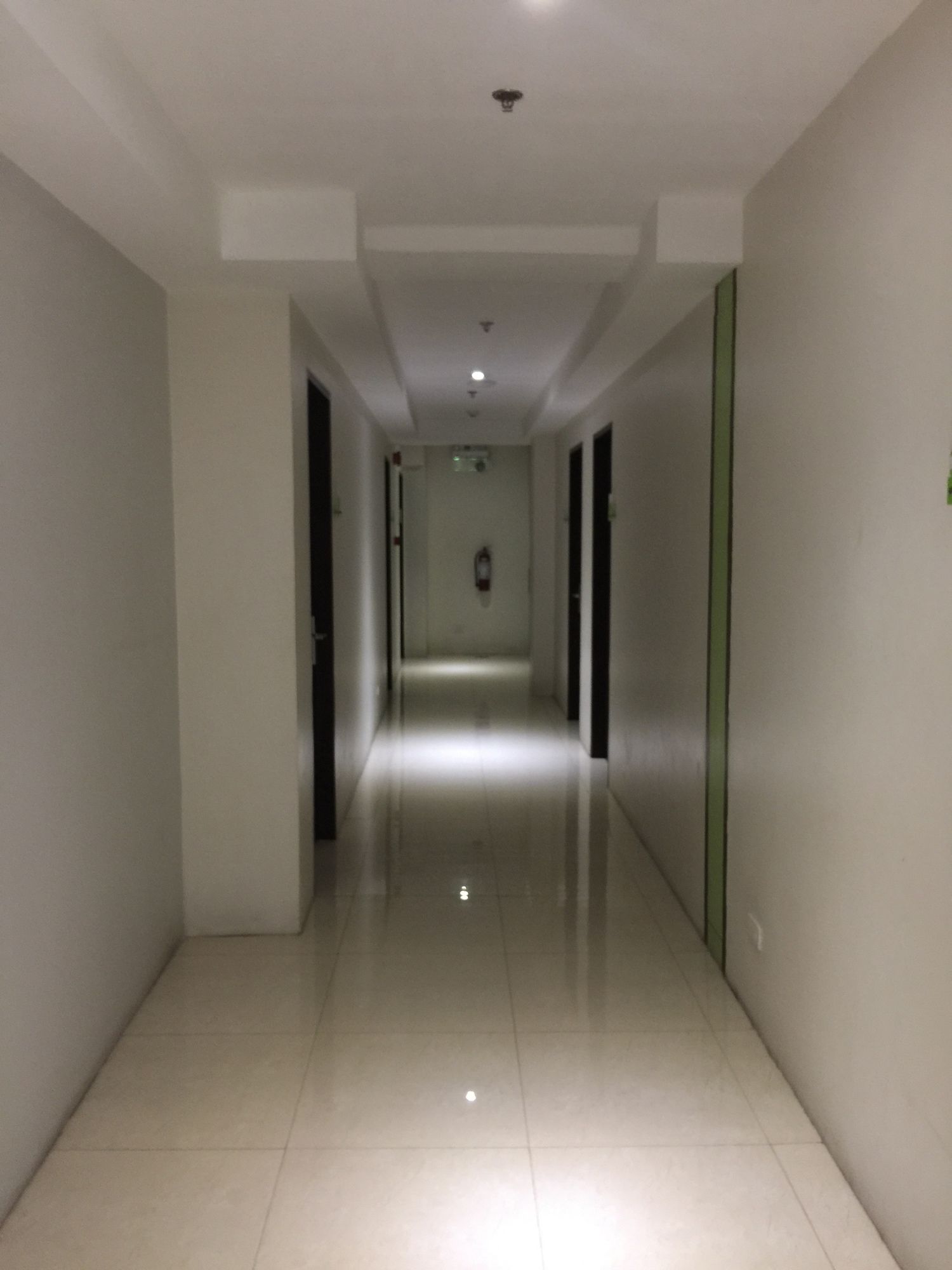 Фото Canberry Hotel