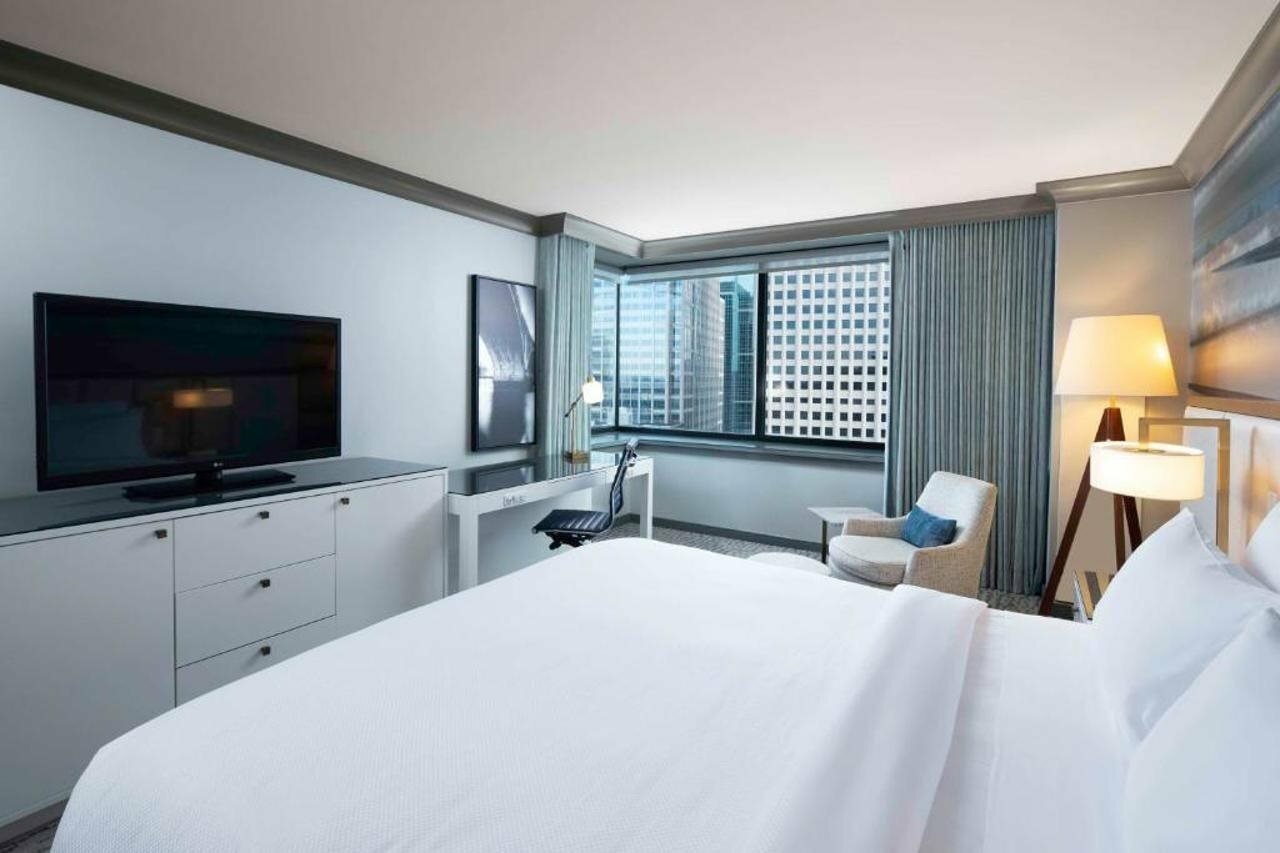 Фото Loews Minneapolis Hotel