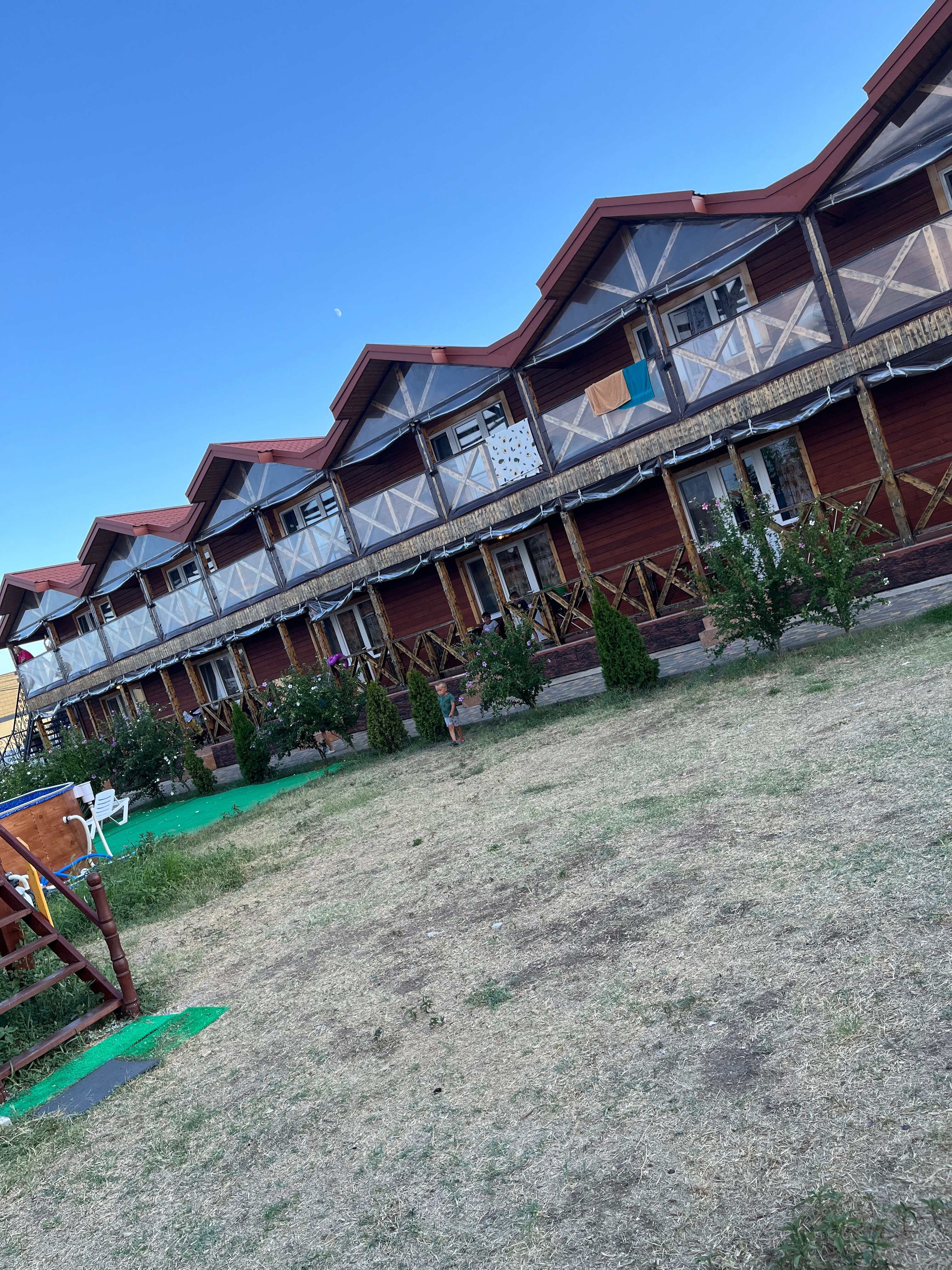 Фото Миланд