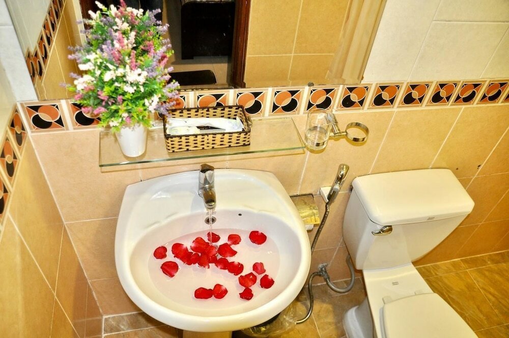 Фото Jasmine Hotel