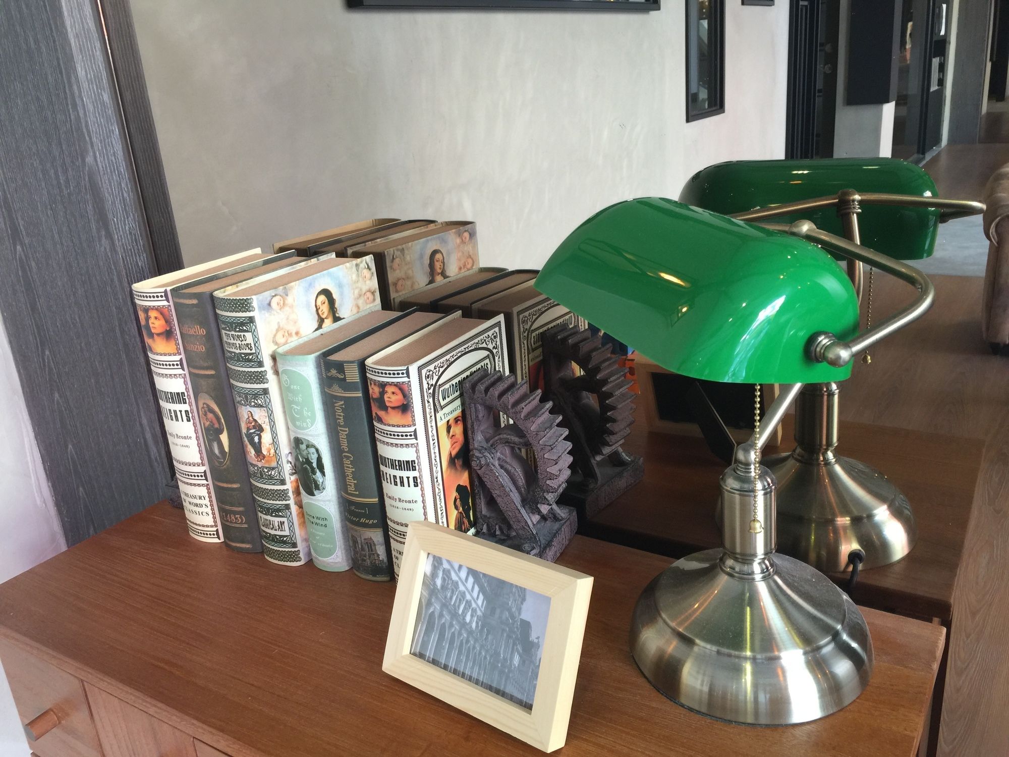 Фото Chase Walker Hotel