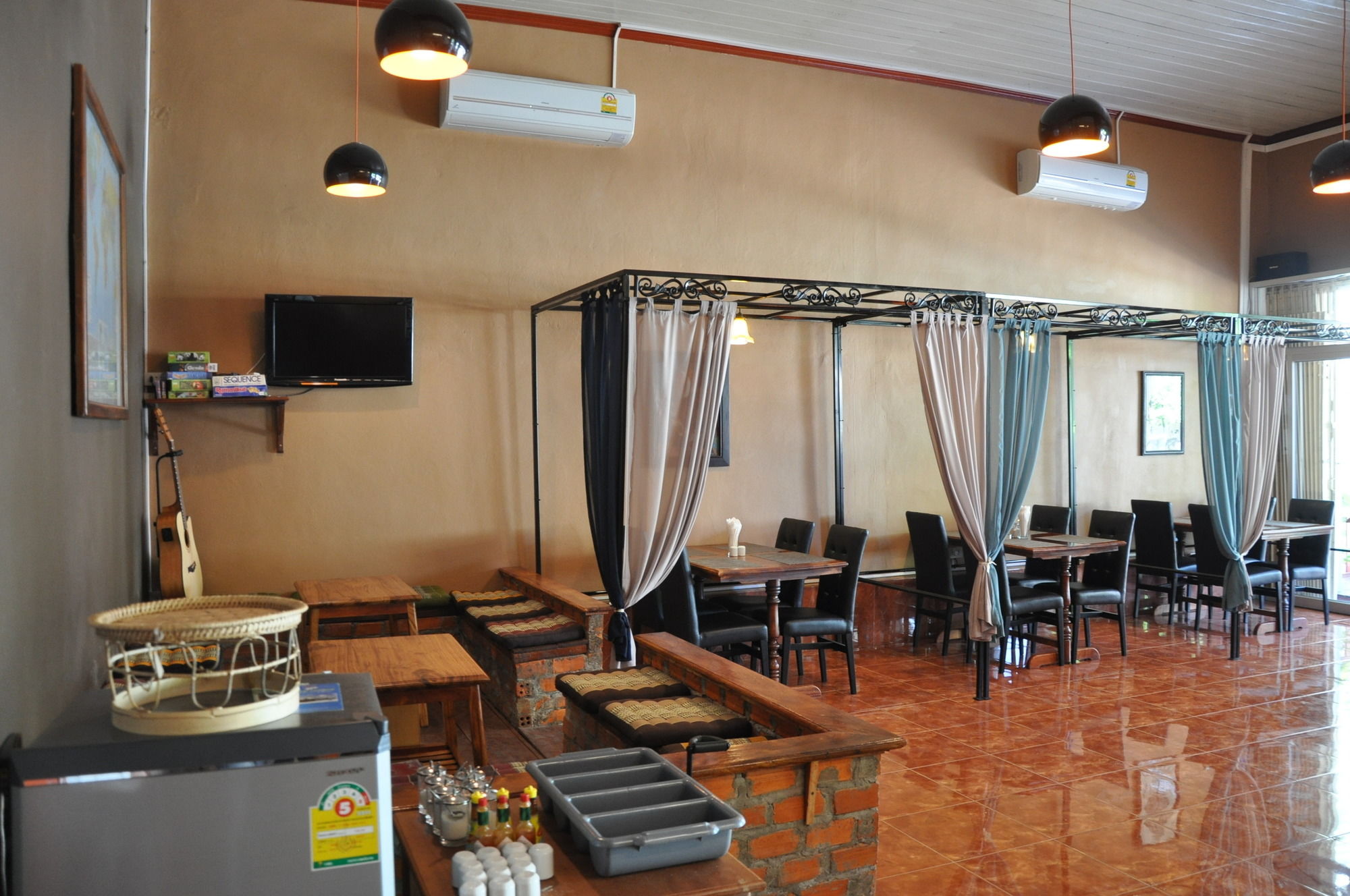 Фото Pilgrim's Kitchen & Inn