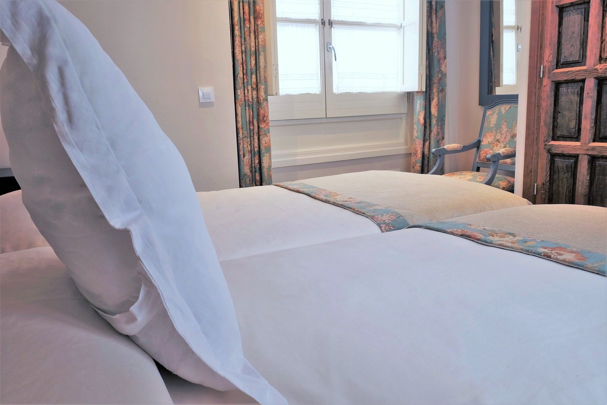 Фото Apartasuites Alberca