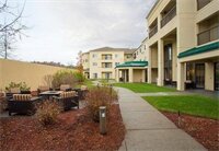 Фото Courtyard by Marriott Raynham