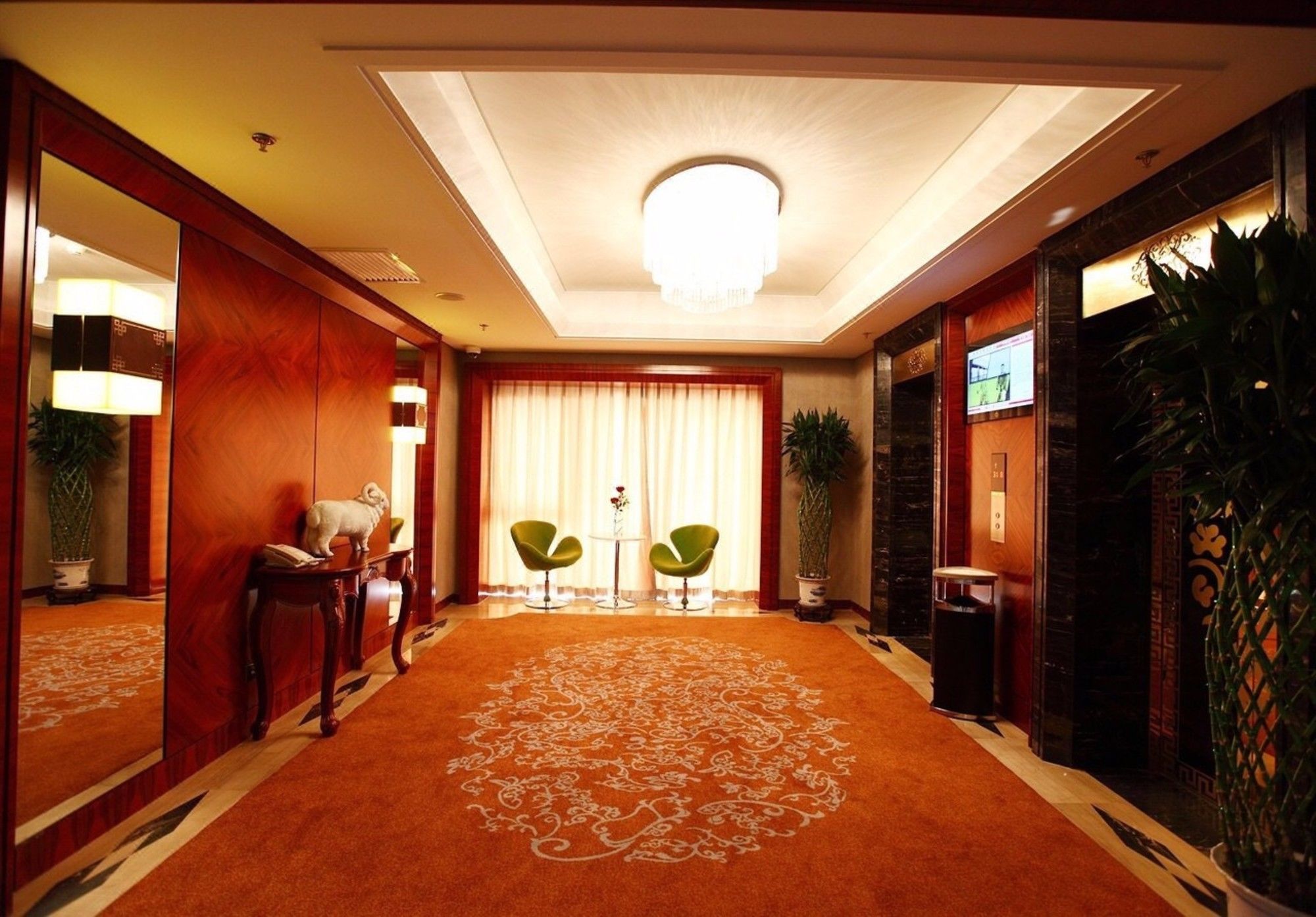 Фото Inner Mongolia Hotel Forbidden City