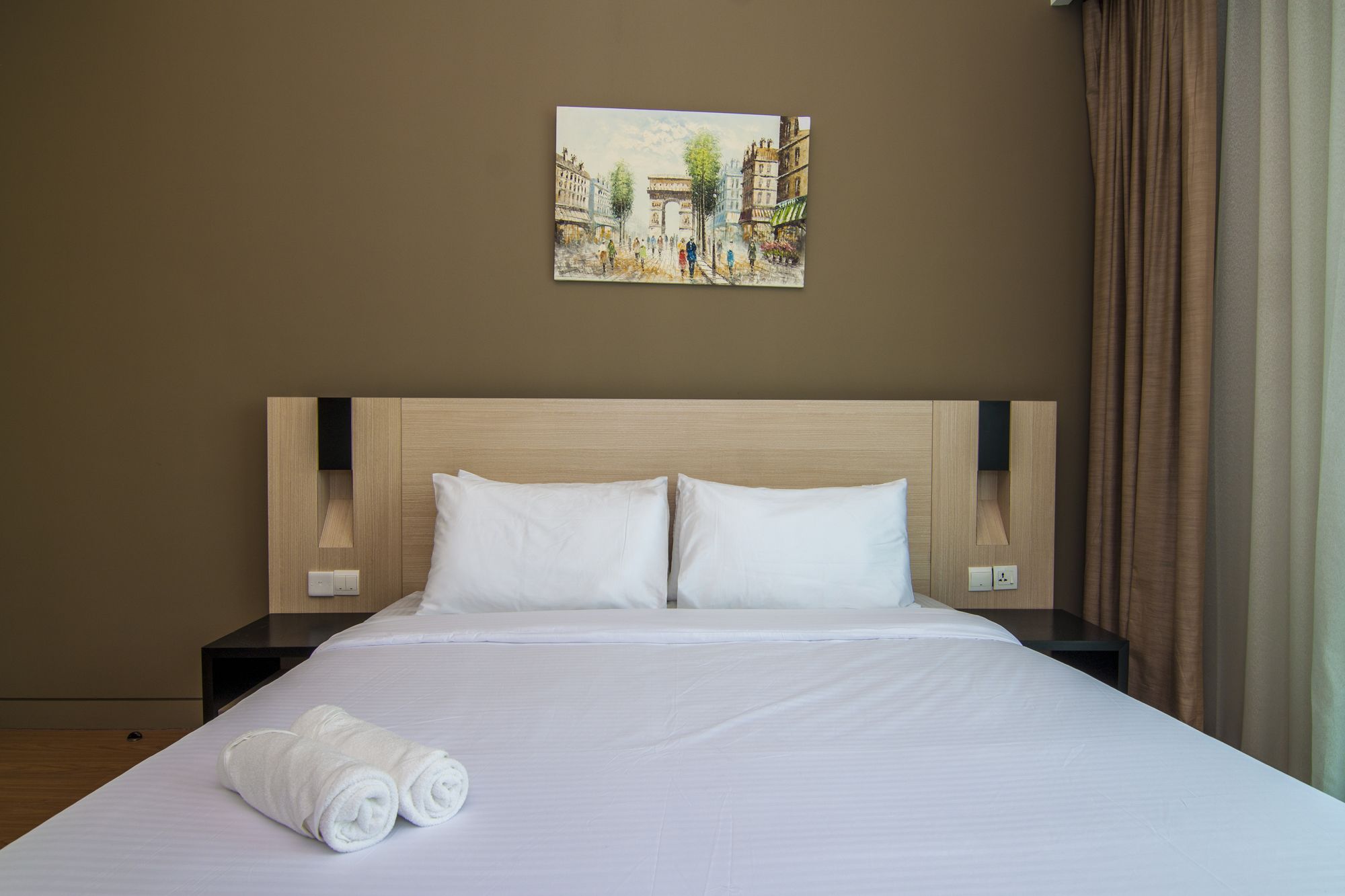 Фото Swiss Garden Residency 1