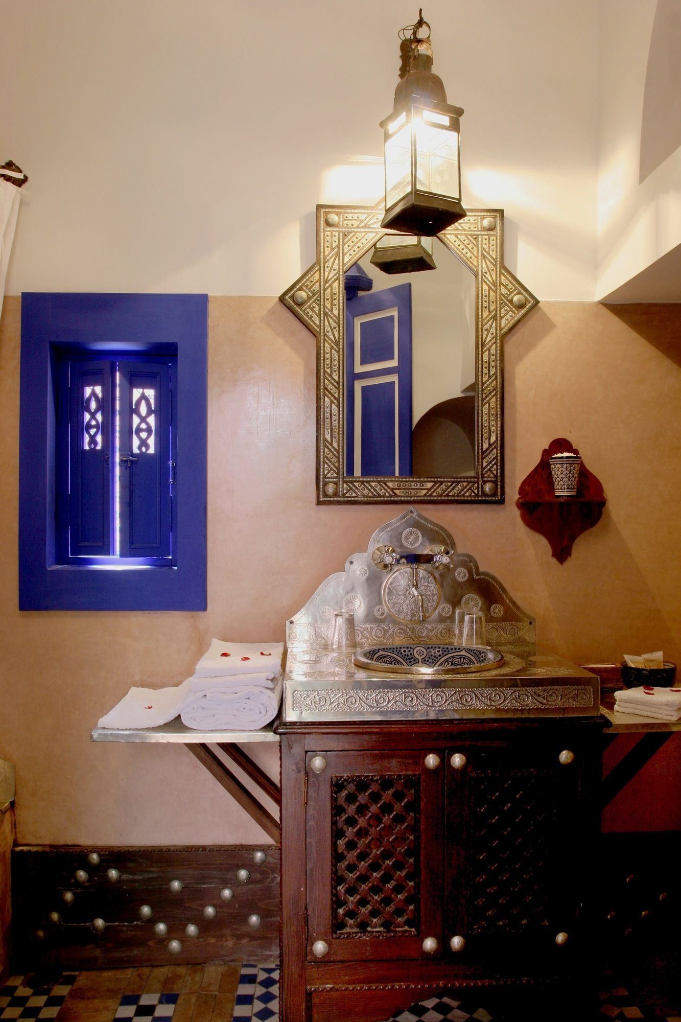 Фото Riad Kaiss by Anika
