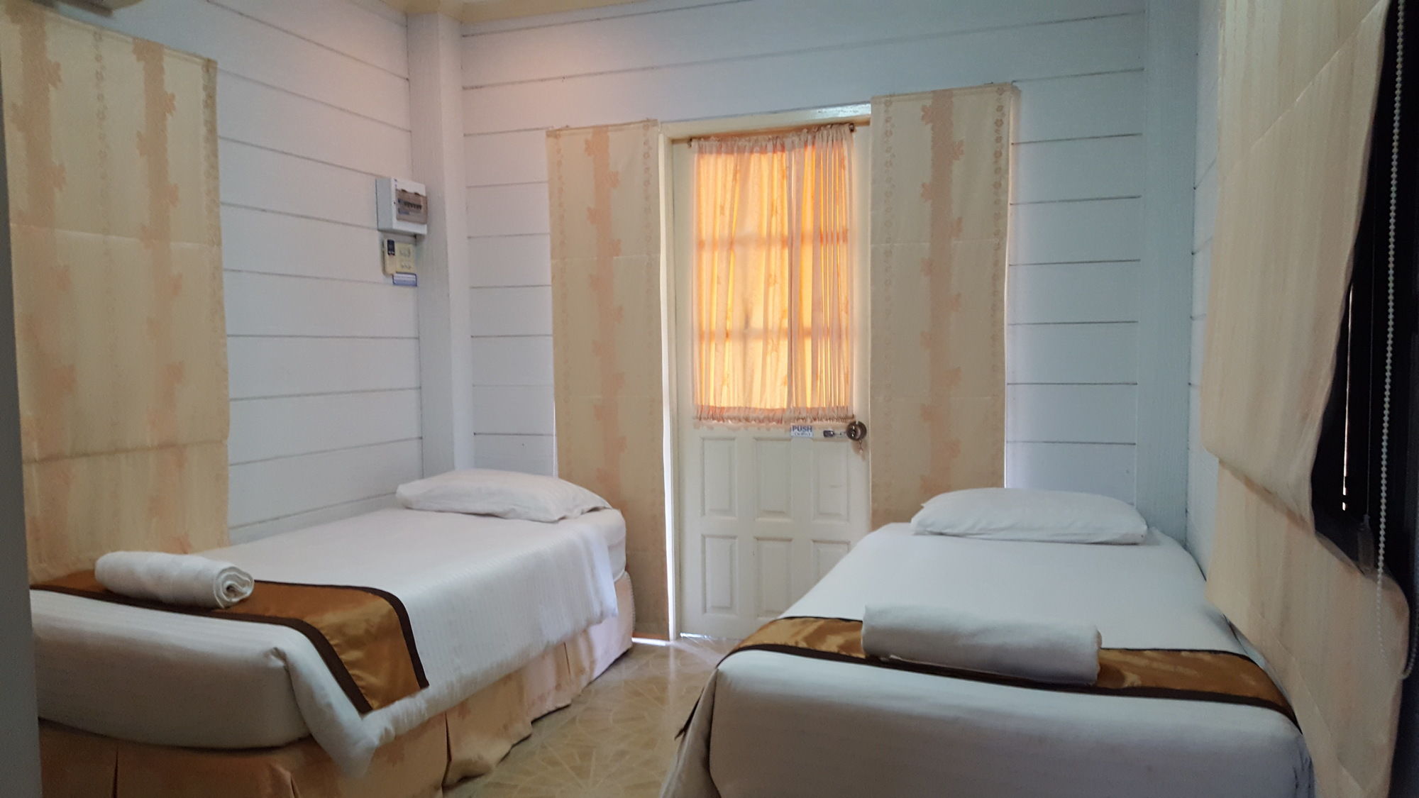 Фото Prachuab Garden View Resort