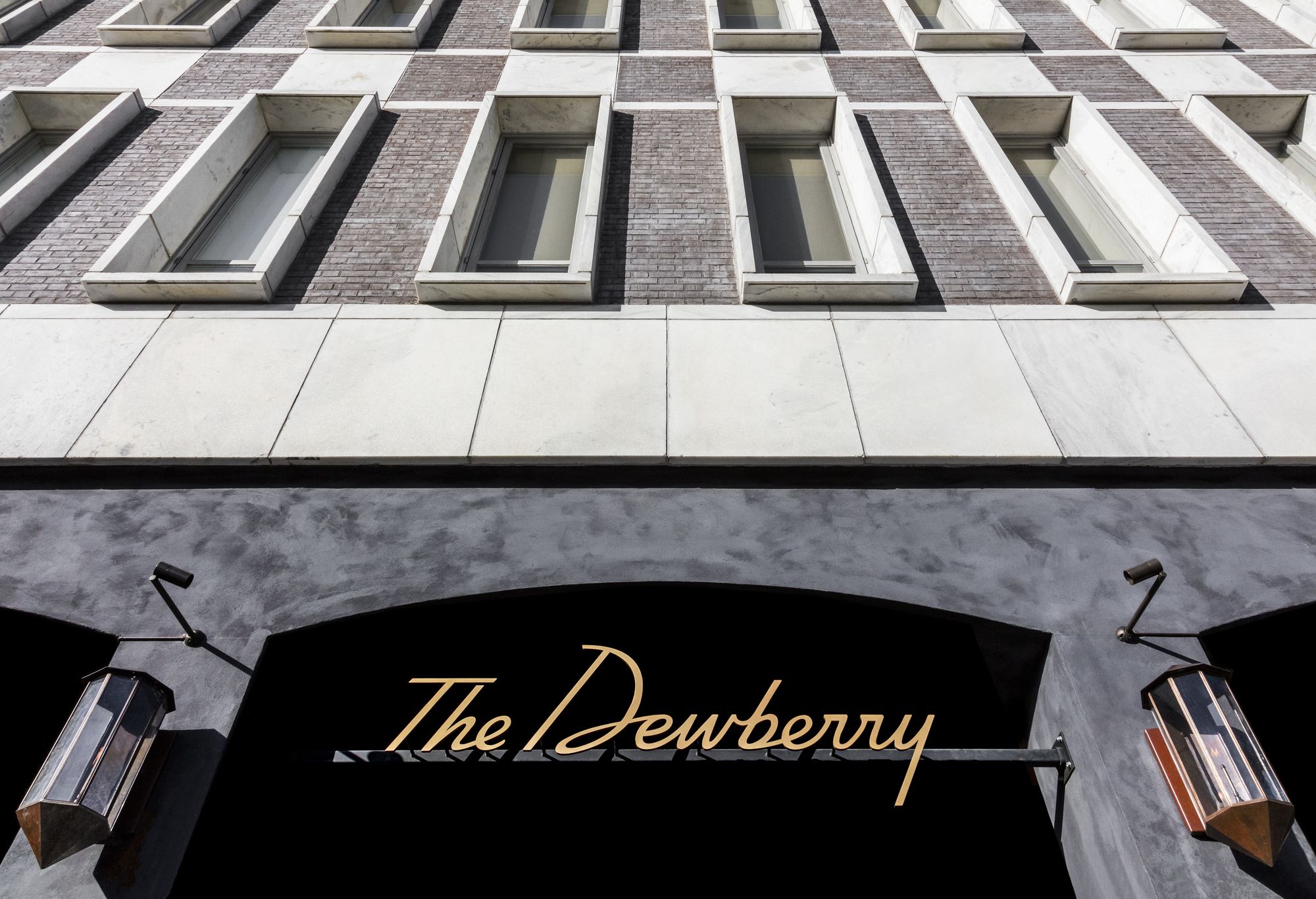 Фото The Dewberry Charleston