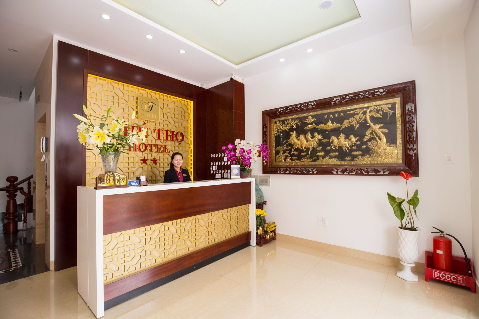 Фото Da Lat Phu Tho Hotel