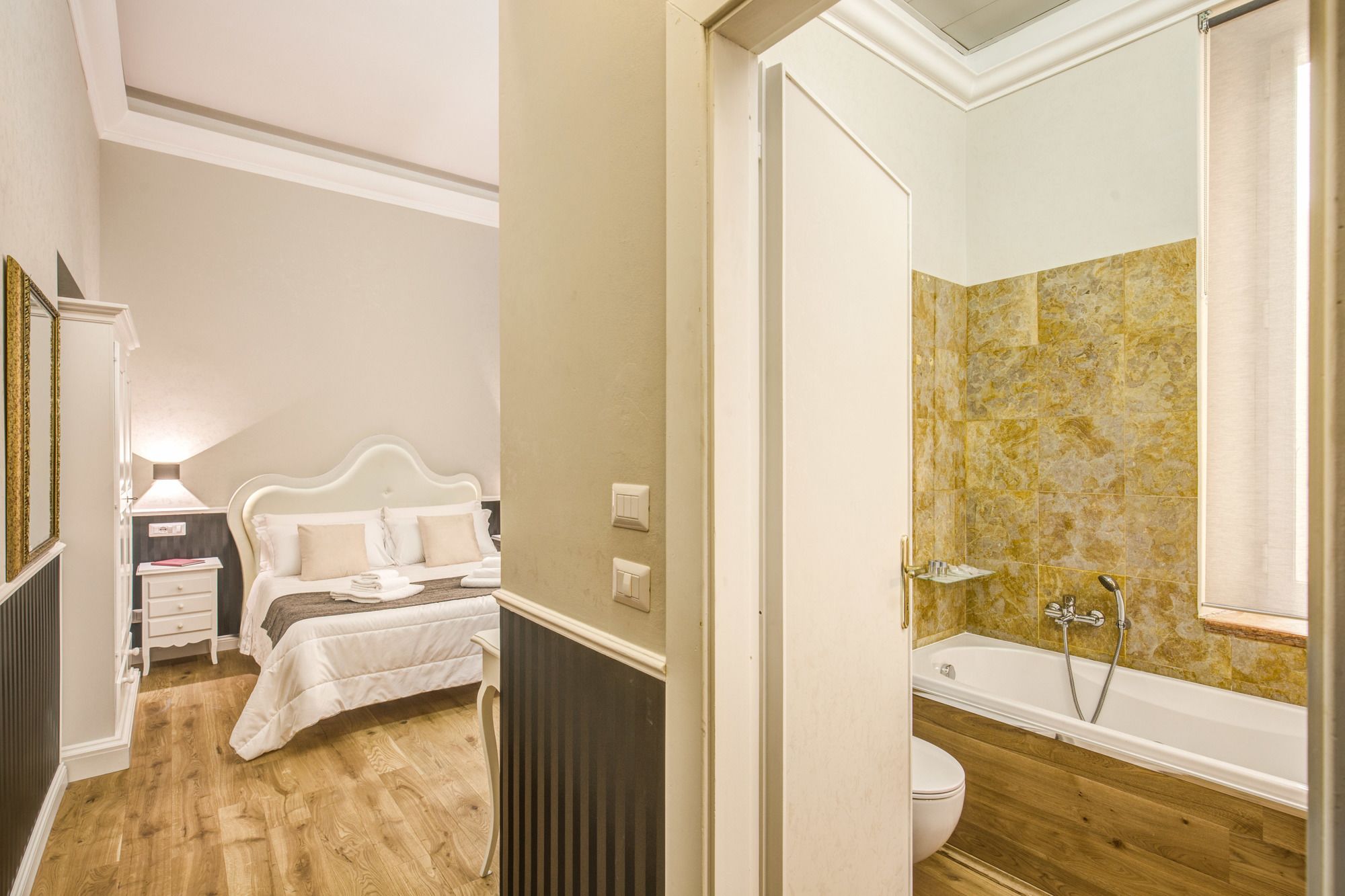Фото Suite in Rome Veneto