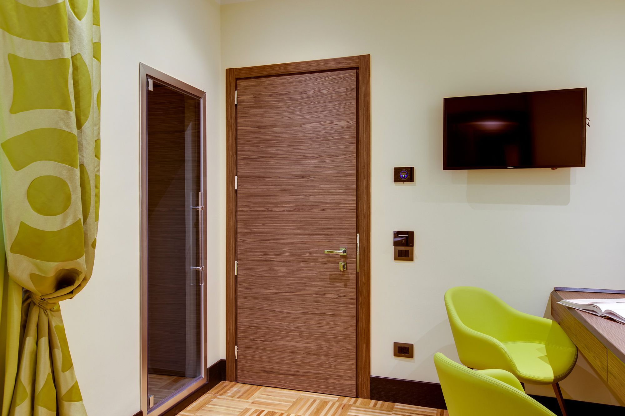 Фото Solo Experience Hotel