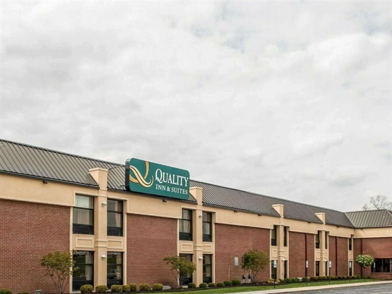 Фото Quality Inn & Suites Greenfield I-70