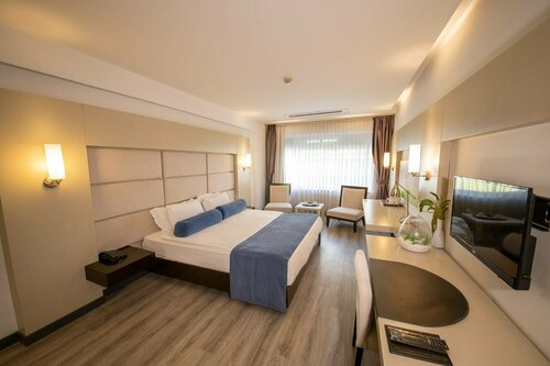 Внешний вид отеля My Hotel в Конаке, фото 2
