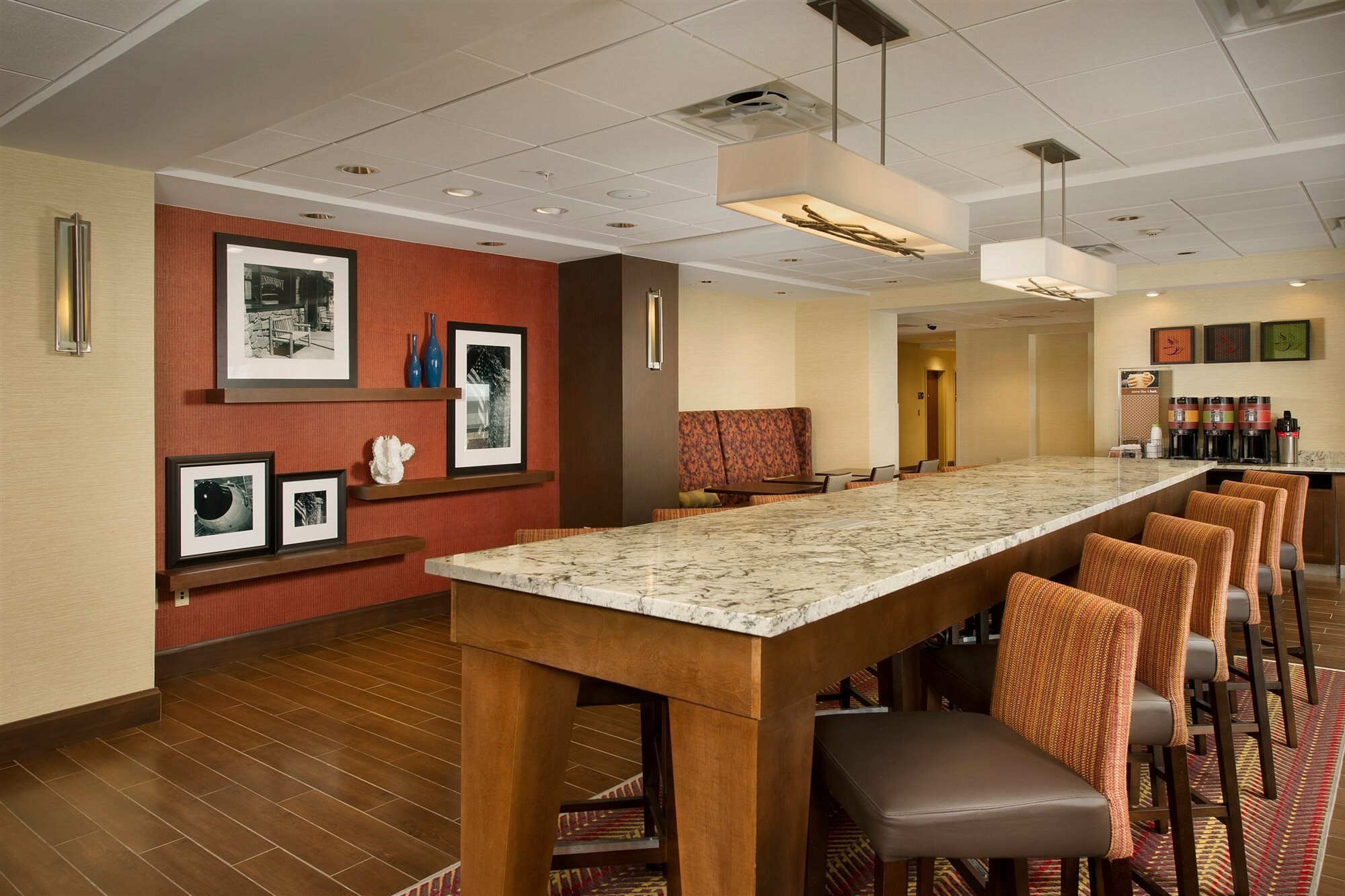 Фото Hampton Inn Temple