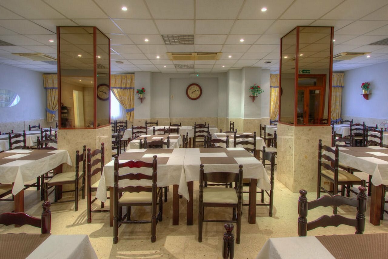 Фото Cerviola Hotel