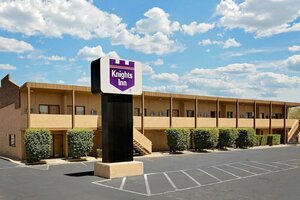 Гостиница Knights Inn Page