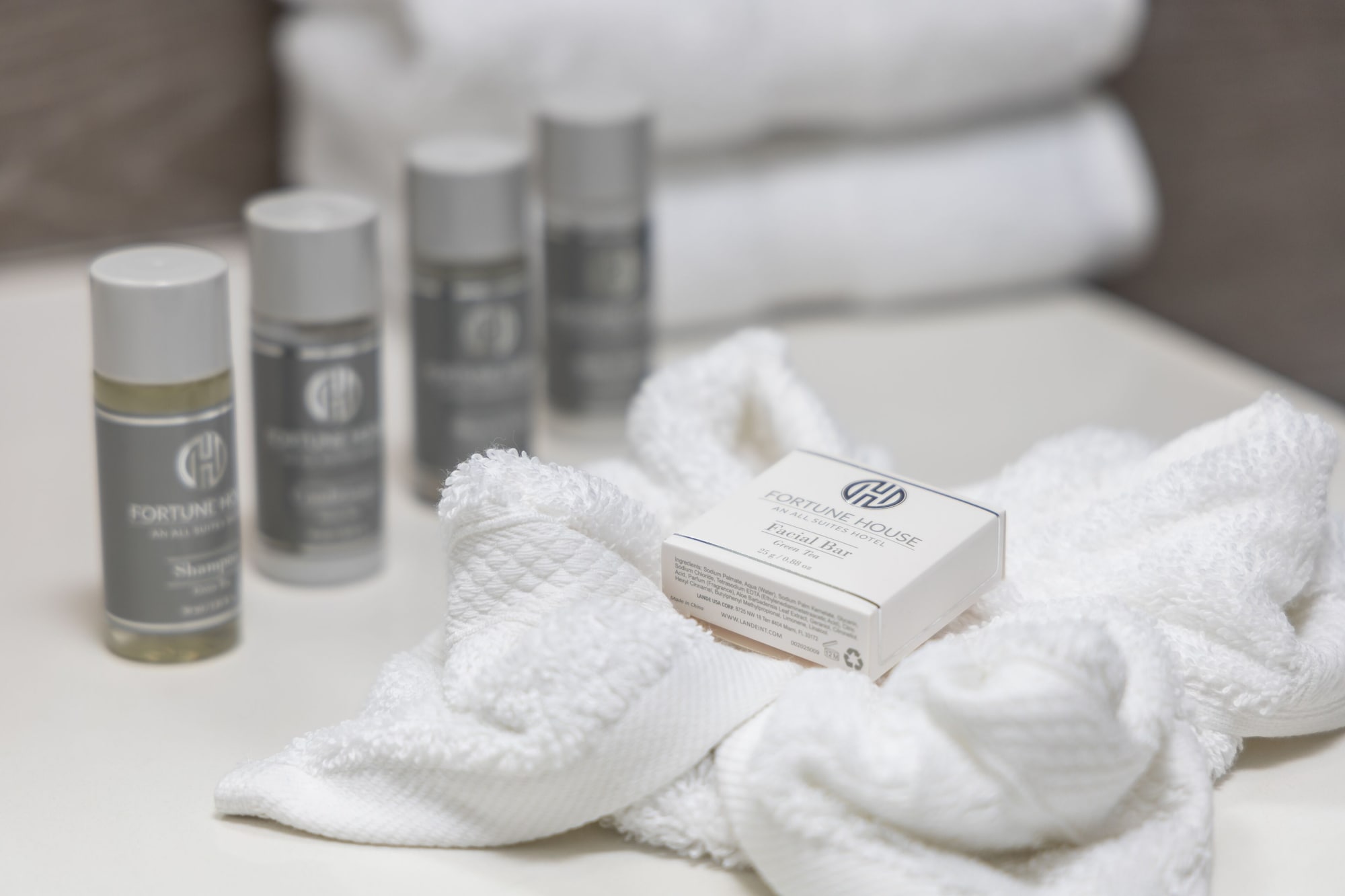 Фото Fortune House Hotel Suites