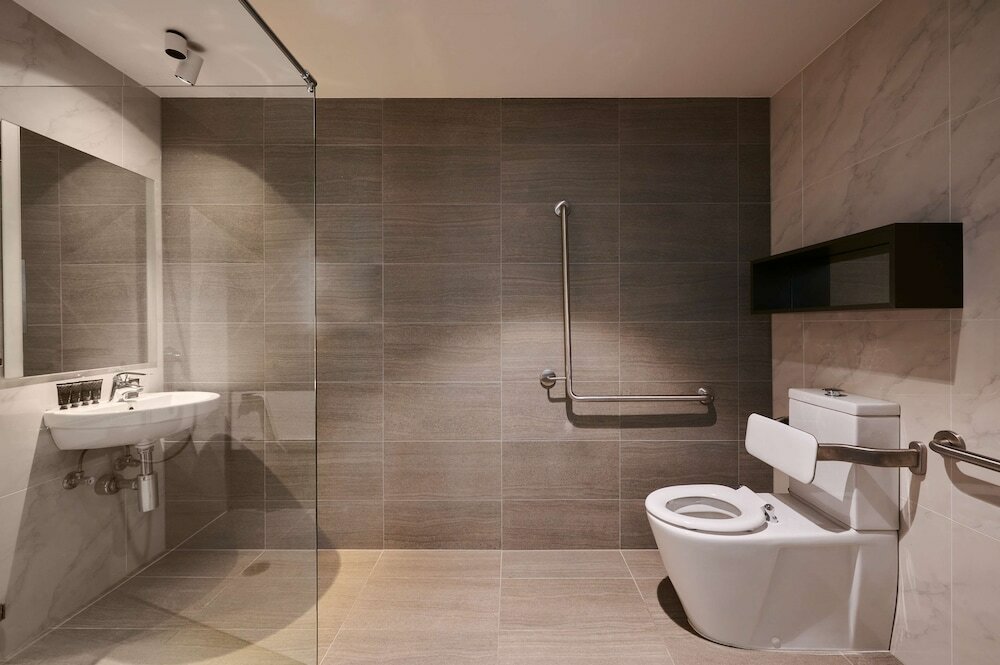 Фото Hotel Kurrajong Canberra