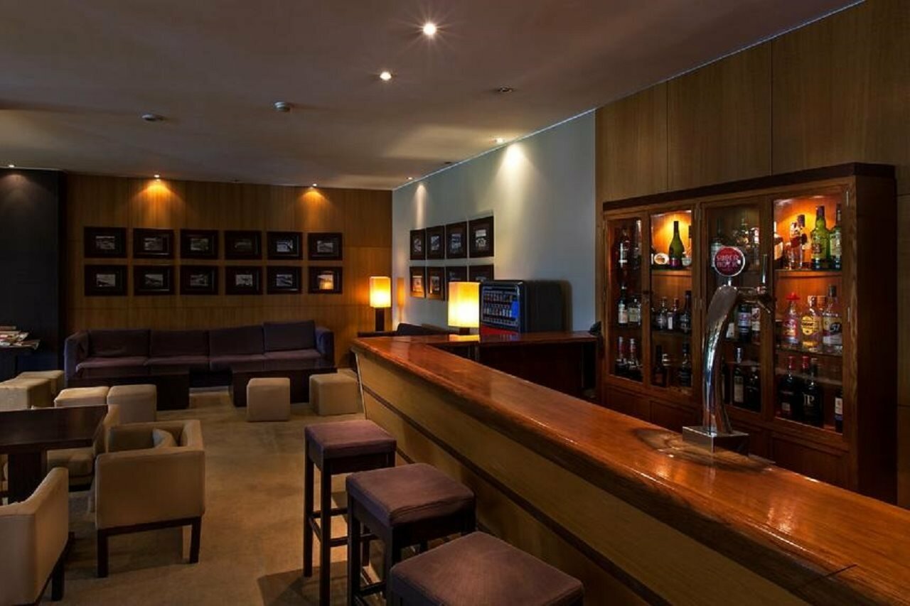 Фото Carcavelos Beach Hotel