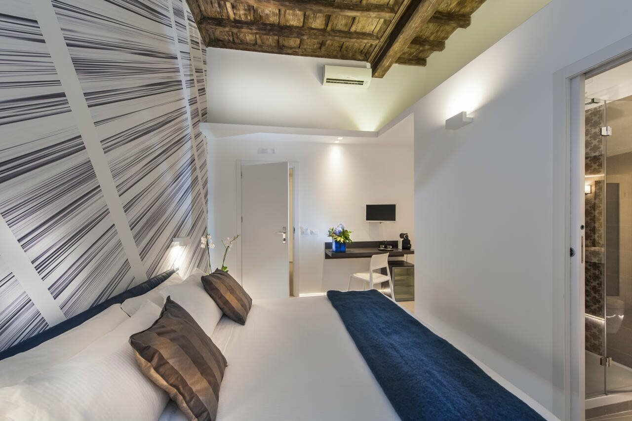 Фото First Floor