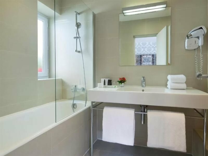 Фото Hotel Monceau Wagram