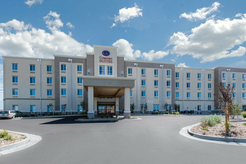 Гостиница Comfort Suites Denver International Airport