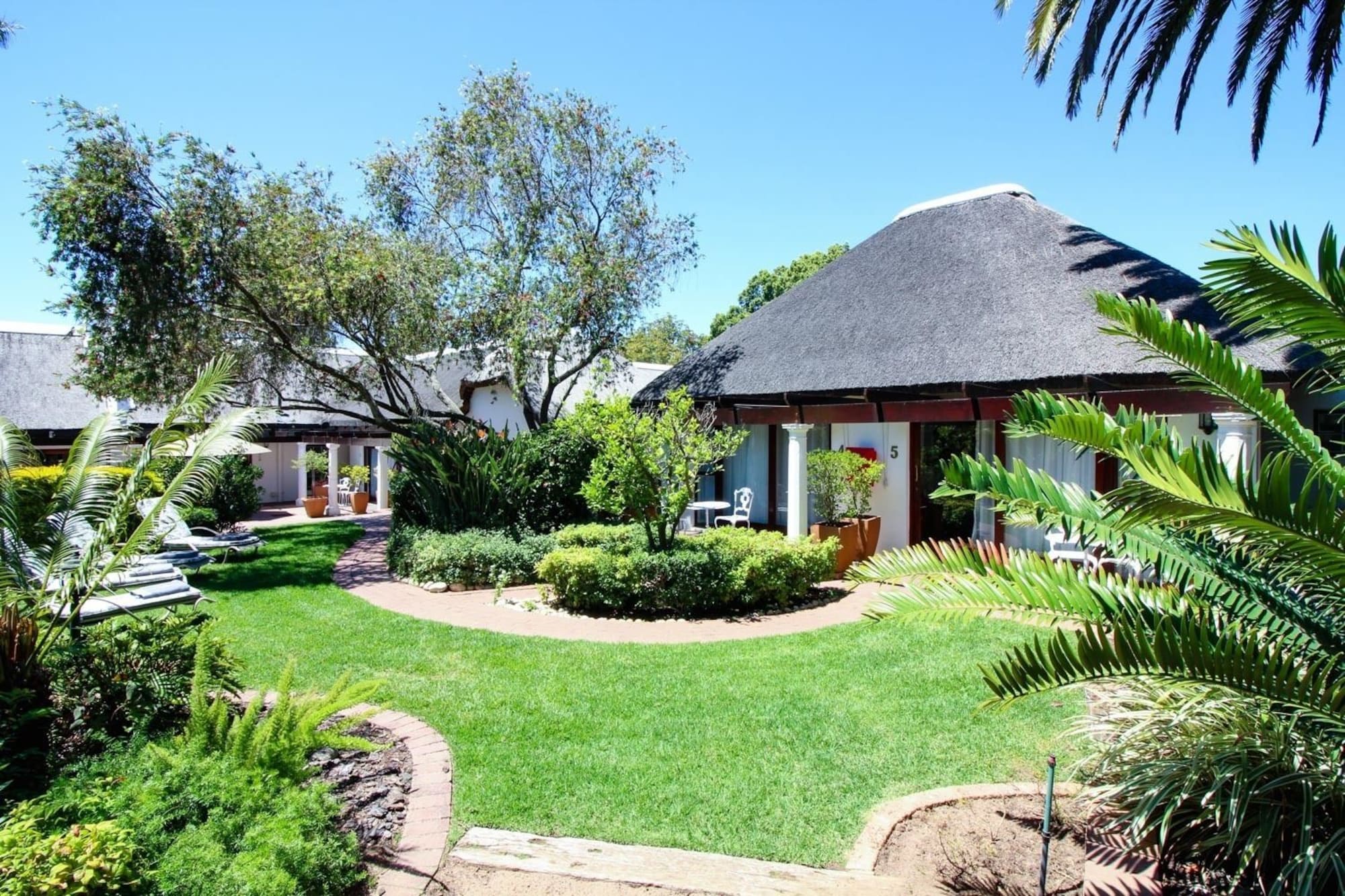 Фото отеля 4