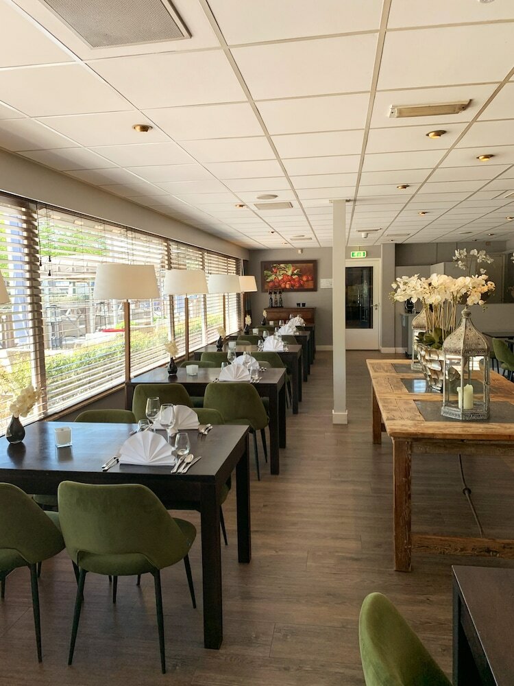 Фото Fletcher Hotel Restaurant Prinsen