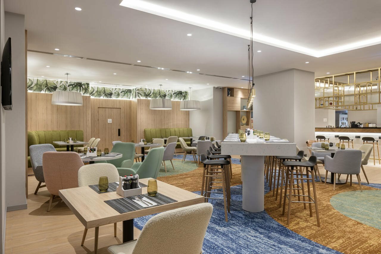 Фото Hilton Garden Inn Tbilisi Riverview