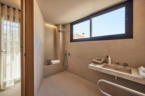 Гостиница Joe's Gomila Hotel на Балеарских островах