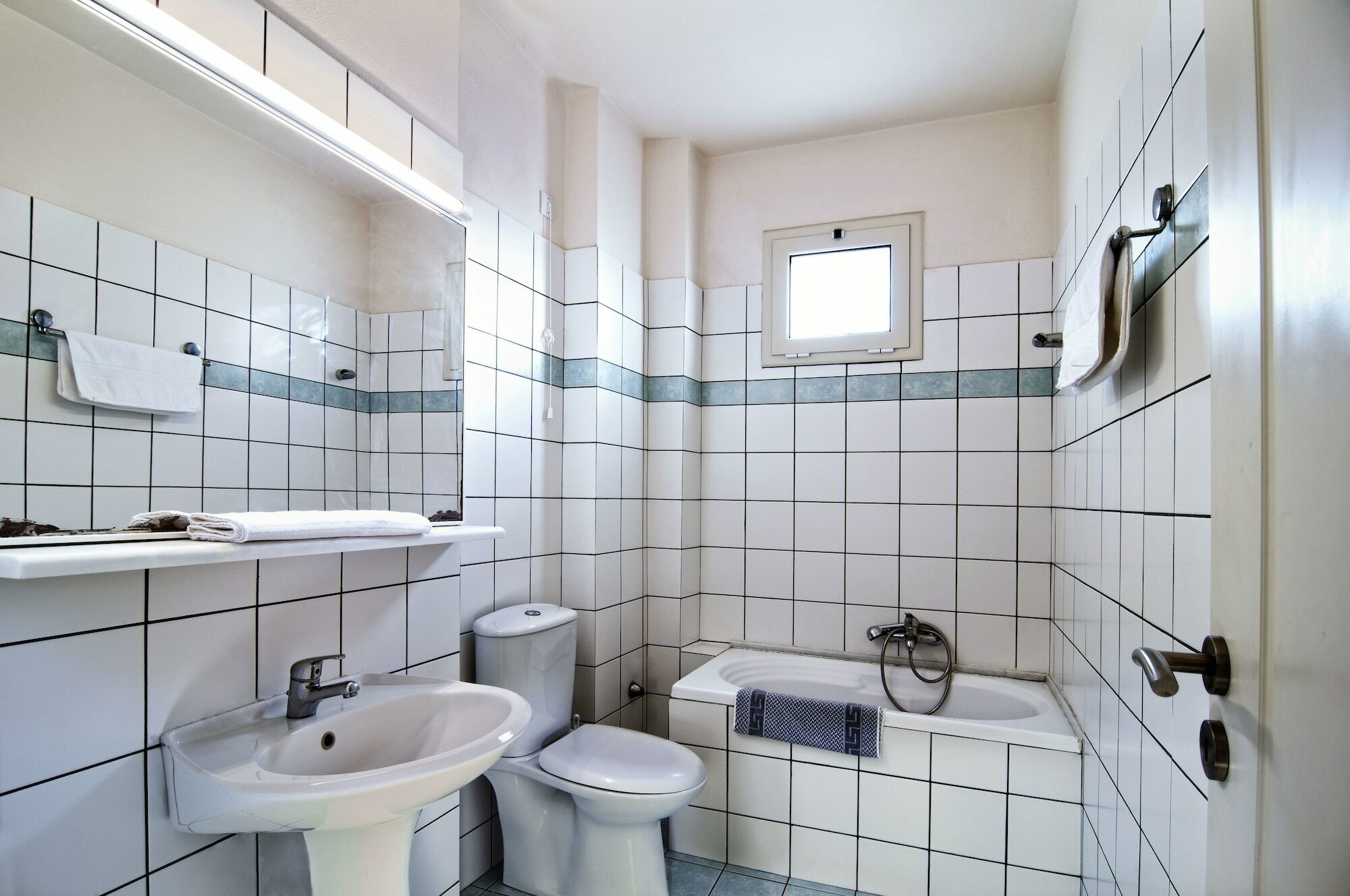 Фото Ourania Apartments