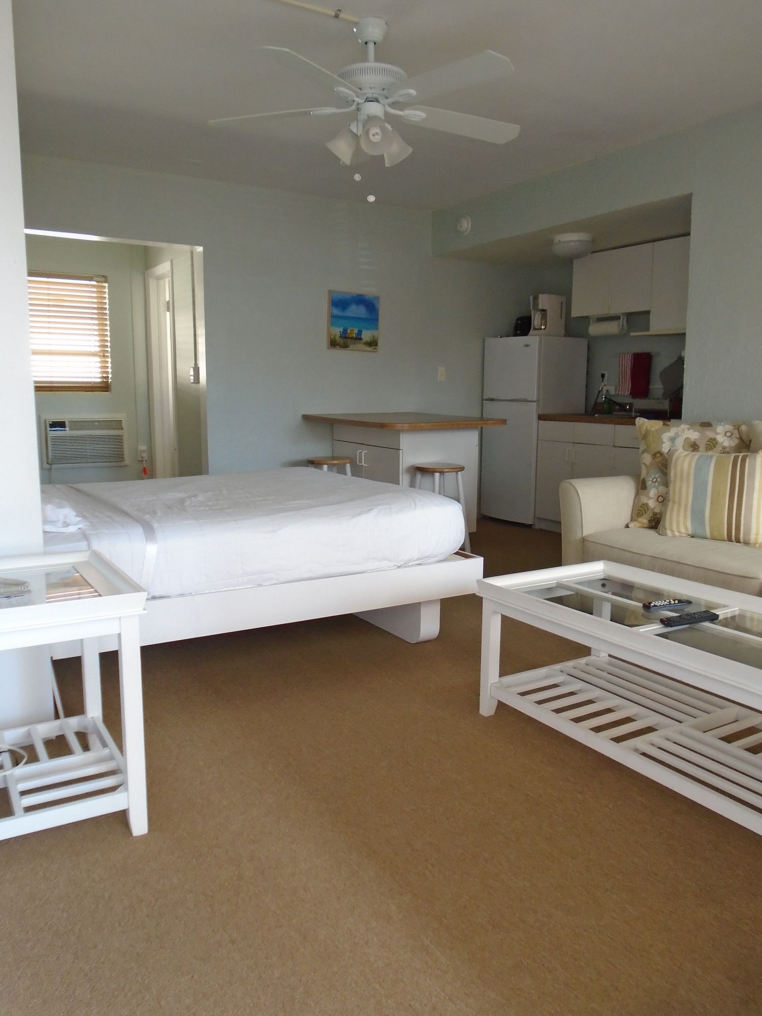 Фото Coral Key Inn