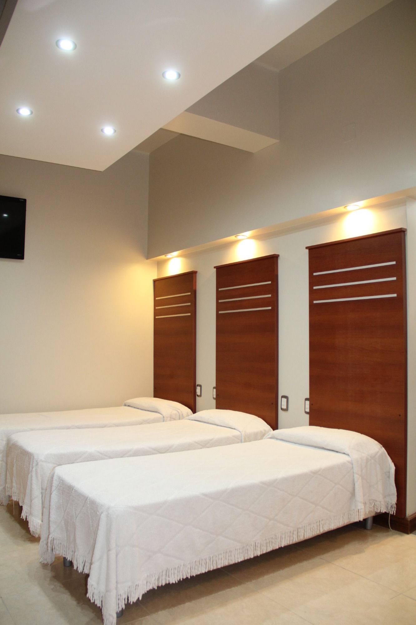 Фото Hotel Selby