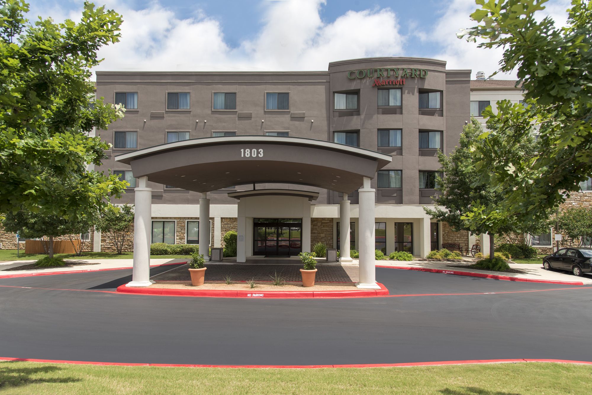 Фото Courtyard by Marriott San Antonio North/Stone Oak at Legacy