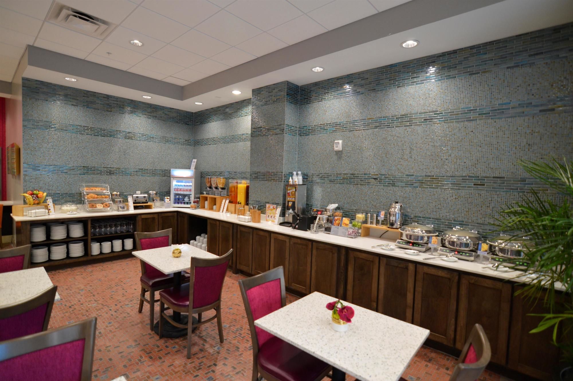 Фото Best Western Premier Historic Travelers Hotel Alamo Riverwalk