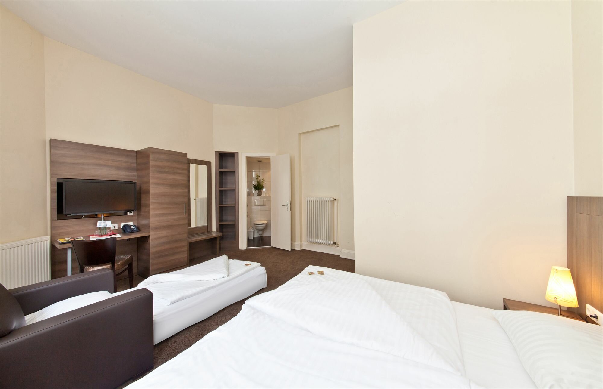 Фото Hotel Königshof Hamburg