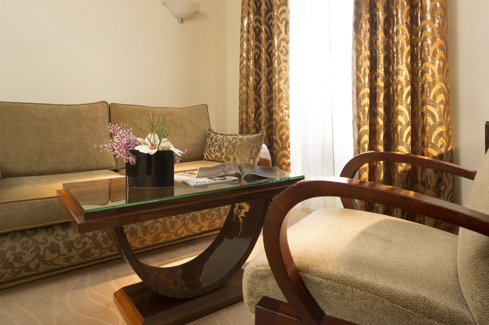 Фото Hôtel Raspail Montparnasse