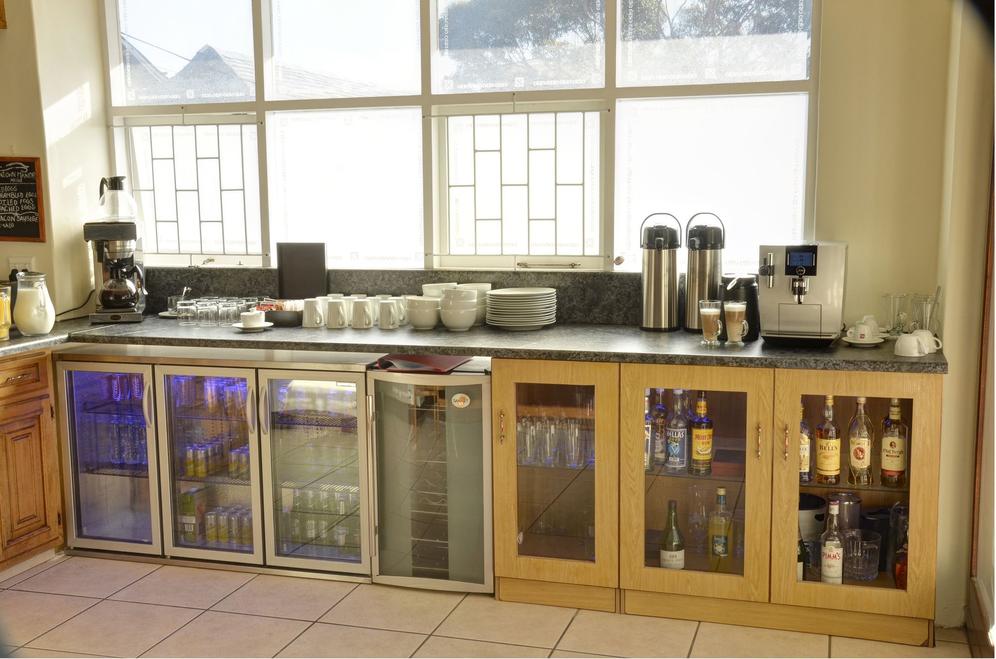 Фото Sundown Manor Guest House